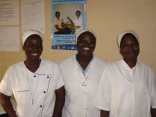 Formation du personnel local infirmière